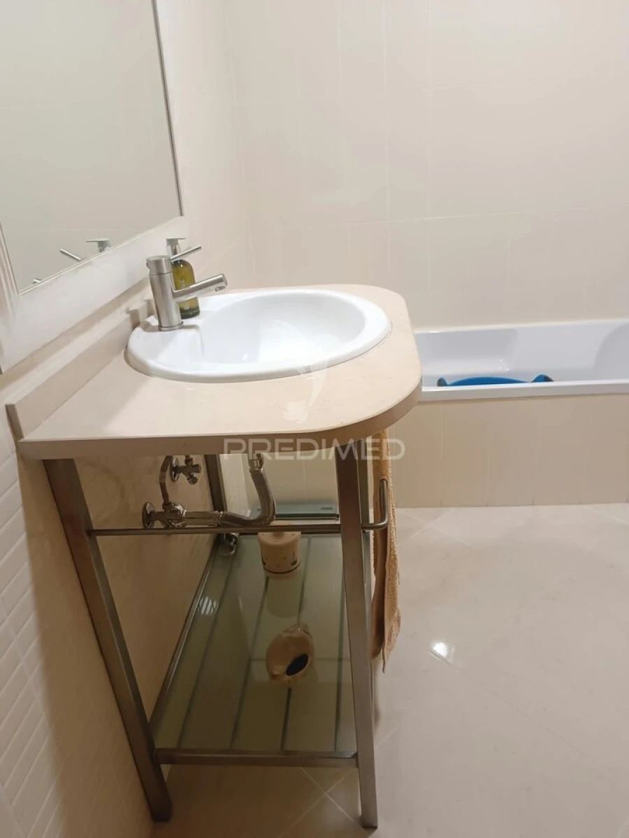 Apartamento T2 para Venda em Abrantes (São Vicente e São João) e Alferrarede Foto 3
