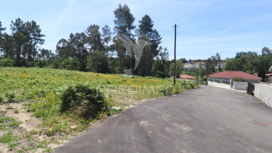 Terreno para Venda em Vila Verde e Barbudo