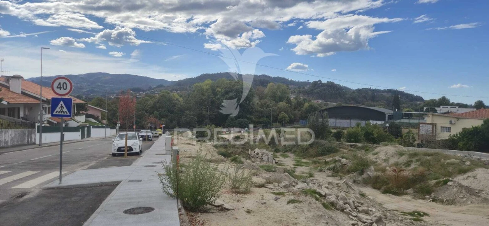 Terreno para Venda em Ponte da Barca, V.N. Muía, Paço Vedro Magalhães Foto 13