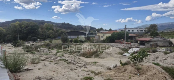 Terreno para Venda em Ponte da Barca, V.N. Muía, Paço Vedro Magalhães