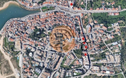 Terreno para Venda em Ferragudo