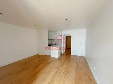 Apartamento T1 para Arrendamento em Ericeira