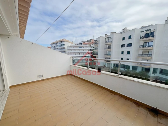 Apartamento T1 para Arrendamento em Ericeira Foto 22