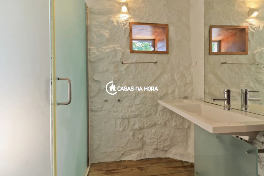 Apartamento T1 para Arrendamento em Gestaço Foto 17
