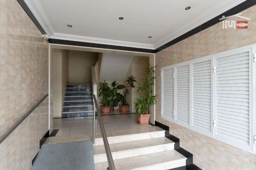 Apartamento T3 para Venda em Amora Foto 1