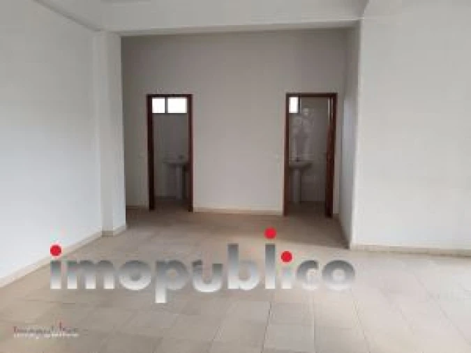 Loja para Arrendamento em Vila Verde e Barbudo Foto 5