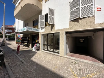 Negócio para Venda em Costa da Caparica