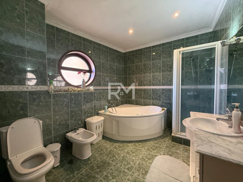Apartamento T2 para Venda em Gandra Foto 11