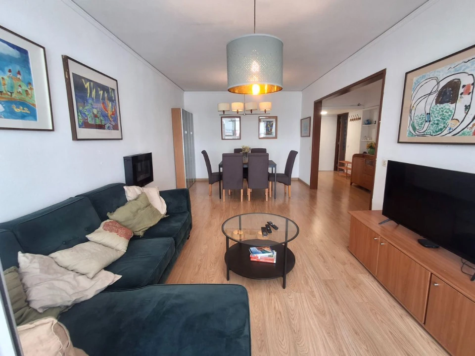 Apartamento T3 para Arrendamento em Carcavelos e Parede Foto 2