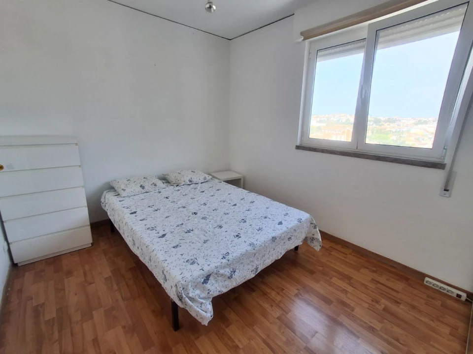 Apartamento T3 para Arrendamento em Carcavelos e Parede Foto 11