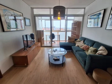 Apartamento T3 para Arrendamento em Carcavelos e Parede