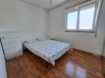 Apartamento T3 para Arrendamento em Carcavelos e Parede