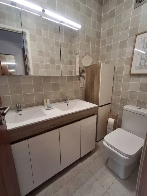 Apartamento T3 para Arrendamento em Carcavelos e Parede