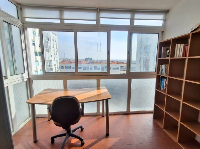 Apartamento T3 para Arrendamento em Carcavelos e Parede Foto 5