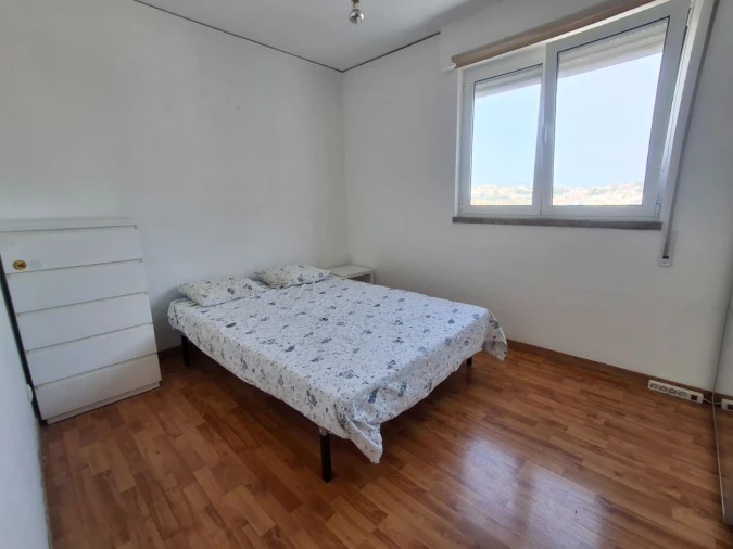 Apartamento T3 para Arrendamento em Carcavelos e Parede Foto 9