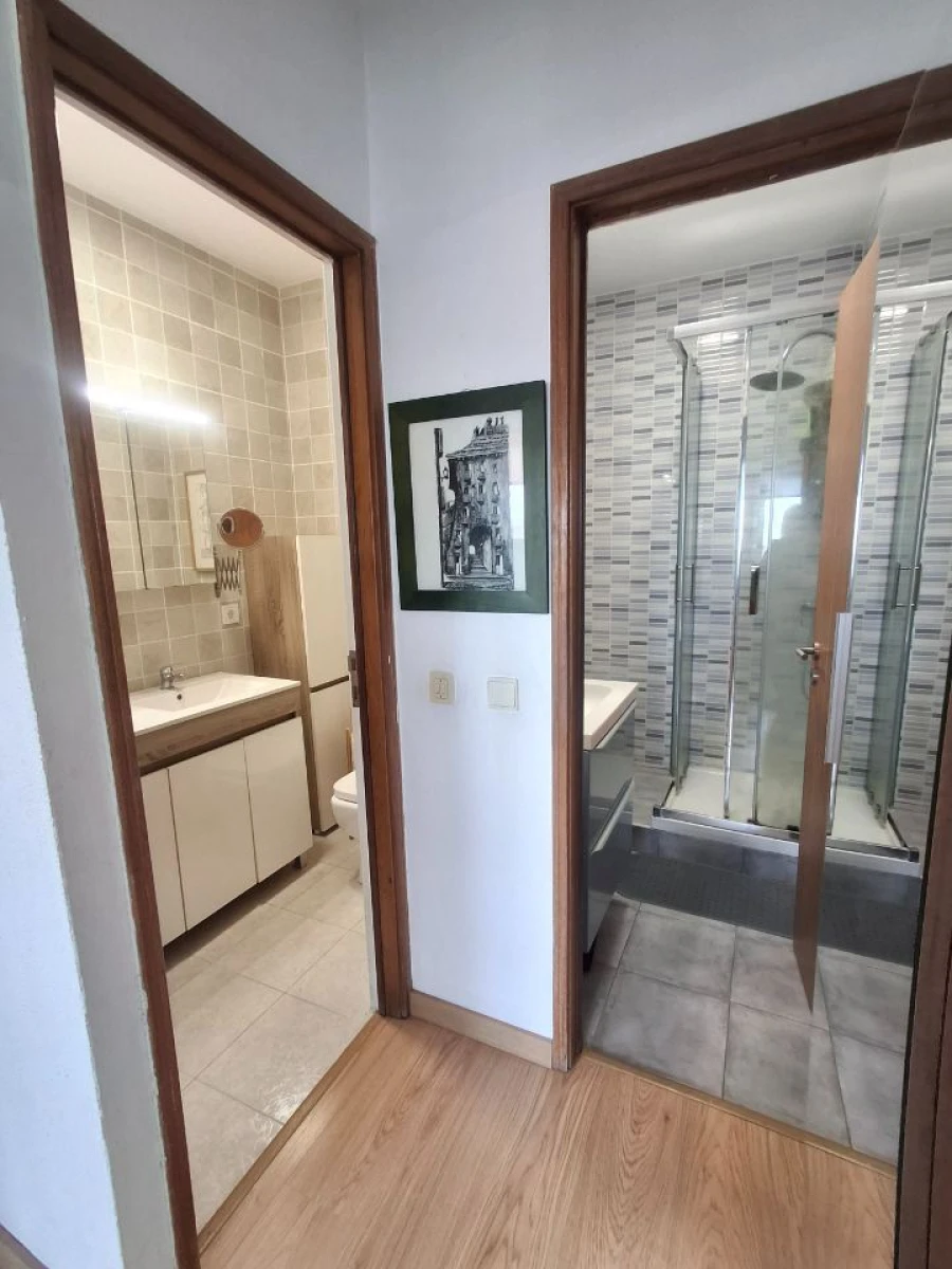 Apartamento T3 para Arrendamento em Carcavelos e Parede Foto 12