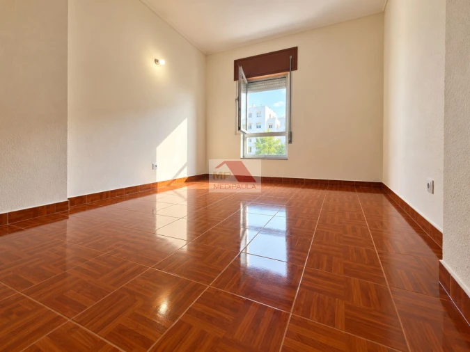 Apartamento T2 para Venda em Cascais e Estoril Foto 8
