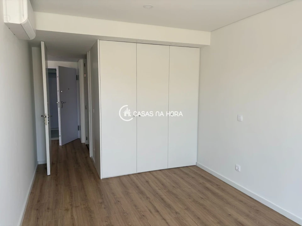 Apartamento T1 para Arrendamento em São Mamede de Infesta e Senhora da Hora Foto 6