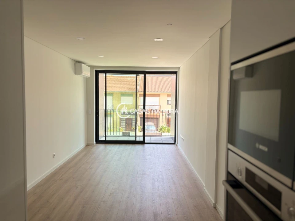 Apartamento T1 para Arrendamento em São Mamede de Infesta e Senhora da Hora Foto 2