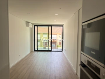 Apartamento T1 para Arrendamento em São Mamede de Infesta e Senhora da Hora