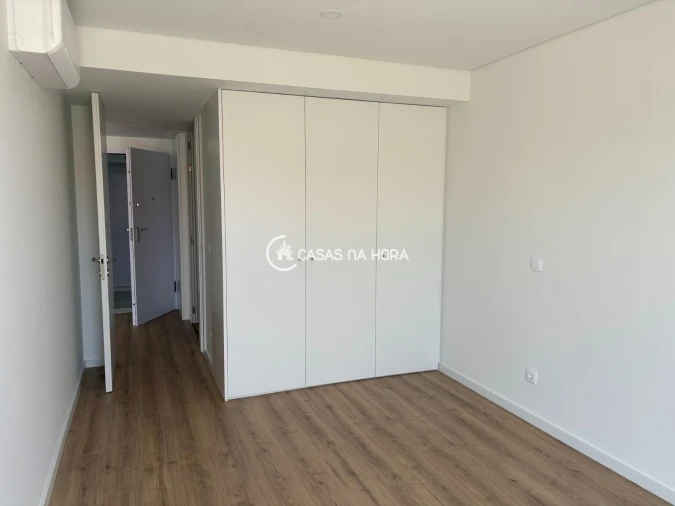 Apartamento T1 para Arrendamento em São Mamede de Infesta e Senhora da Hora Foto 6
