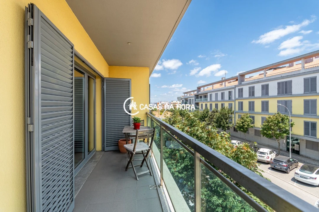Apartamento T3 para Venda em Alfragide Foto 1