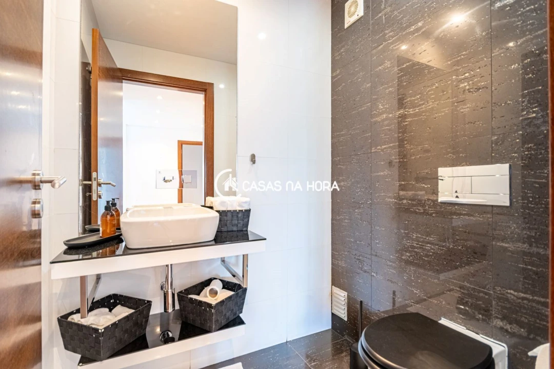Apartamento T3 para Venda em Alfragide Foto 21