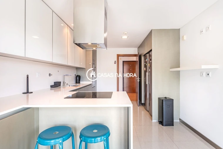 Apartamento T3 para Venda em Alfragide Foto 7
