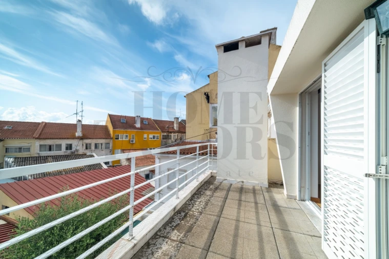 Moradia T4 para Arrendamento em Almada, Cova da Piedade, Pragal e Cacilhas Foto 20
