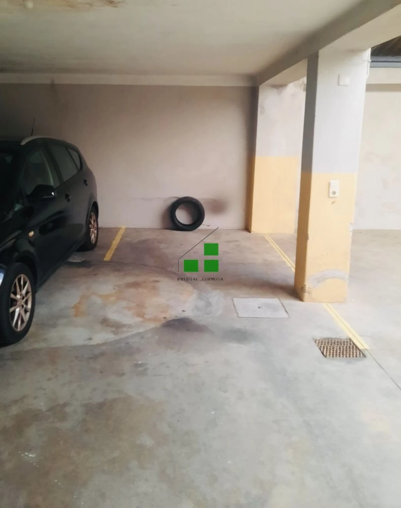 Garagem para Arrendamento em Mafamude e Vilar do Paraíso Foto 1
