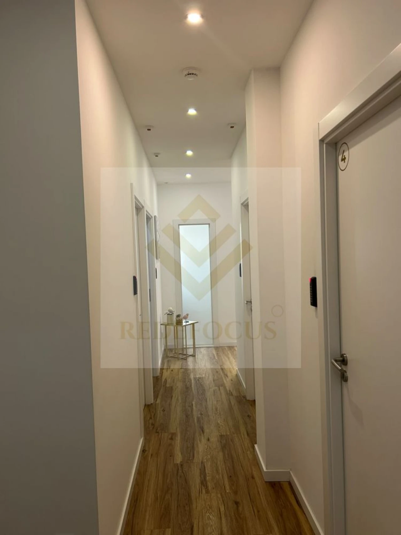 Loja para Arrendamento em Braga (São José de São Lázaro e São João do Souto) Foto 9
