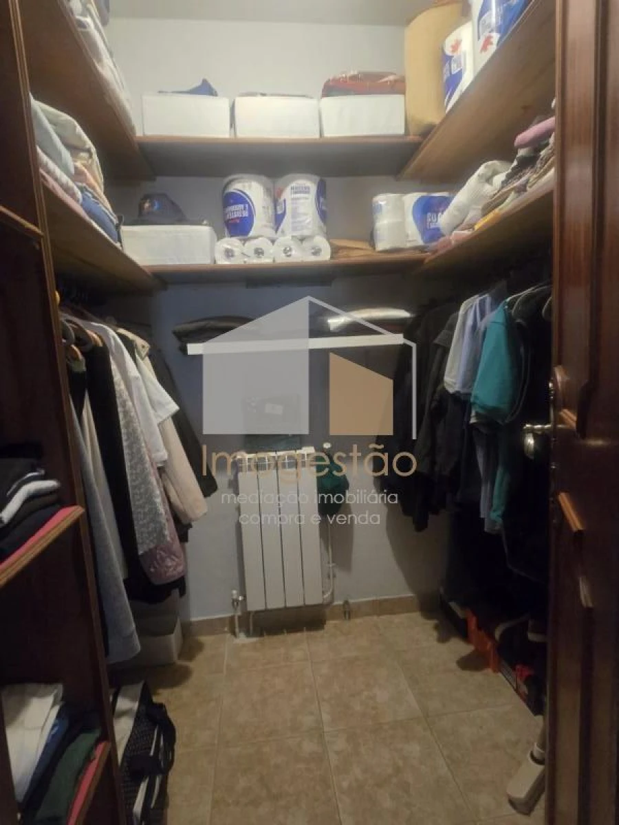 Moradia T3 para Venda em Mentrestido Foto 5