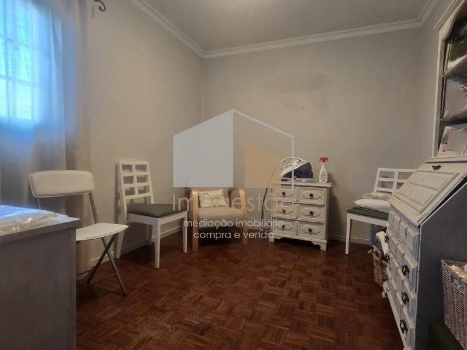 Moradia T3 para Venda em Mentrestido Foto 6