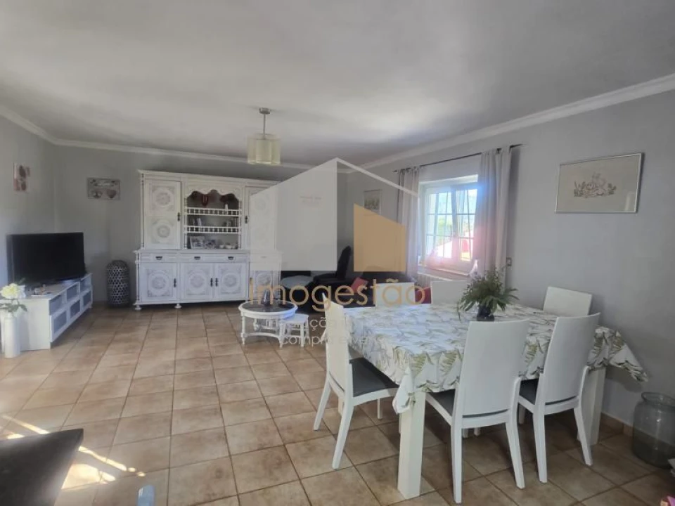 Moradia T3 para Venda em Mentrestido Foto 16