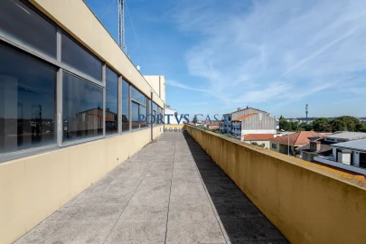 Loja para Venda em Perafita, Lavra e Santa Cruz do Bispo