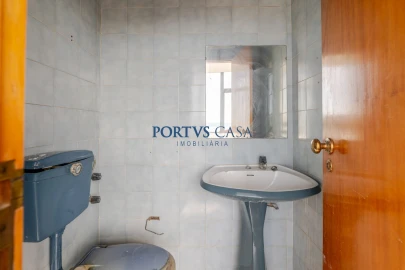Loja para Venda em Perafita, Lavra e Santa Cruz do Bispo