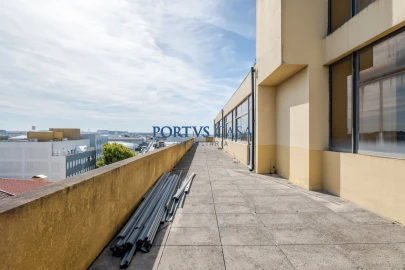 Loja para Venda em Perafita, Lavra e Santa Cruz do Bispo