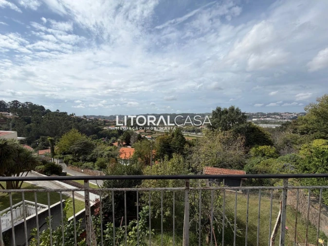 Moradia T5 para Venda em O. Azeméis, Riba-Ul, Ul, Macinhata Seixa, Madail Foto 32