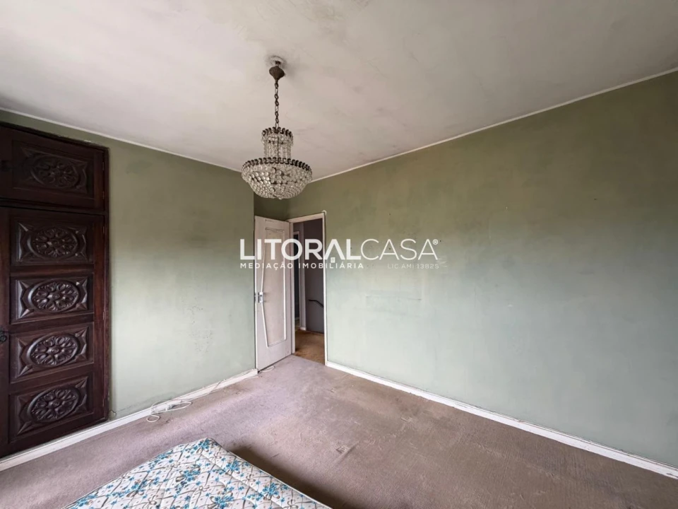 Moradia T5 para Venda em O. Azeméis, Riba-Ul, Ul, Macinhata Seixa, Madail Foto 14