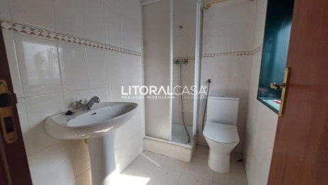 Apartamento T2 para Venda em Eixo e Eirol