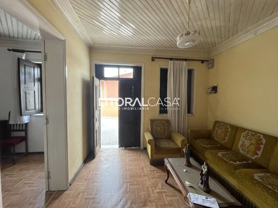Moradia T3 para Venda em Vilamar e Corticeiro de Cima Foto 7