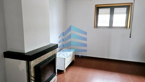 Apartamento T1 para Venda em Glória e Vera Cruz