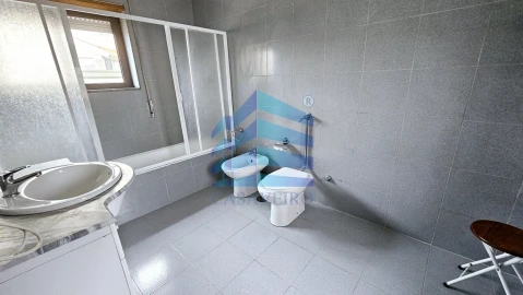 Apartamento T1 para Venda em Glória e Vera Cruz