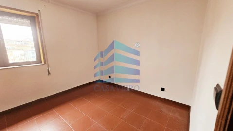 Apartamento T1 para Venda em Glória e Vera Cruz