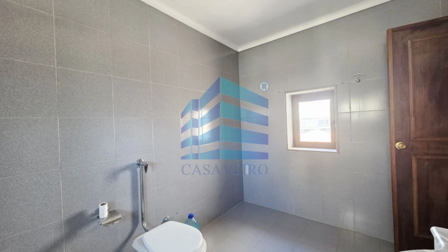 Apartamento T1 para Venda em Glória e Vera Cruz Foto 9