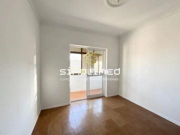 Apartamento T2 para Venda em Alto do Seixalinho, Santo André e Verderena