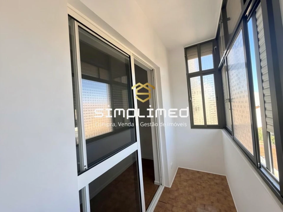 Apartamento T2 para Venda em Alto do Seixalinho, Santo André e Verderena Foto 2