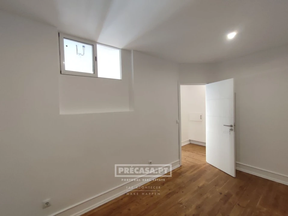 Apartamento T2 para Venda em Queluz e Belas Foto 15