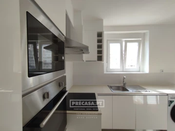 Apartamento T2 para Venda em Queluz e Belas