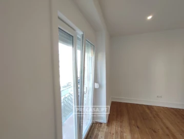 Apartamento T2 para Venda em Queluz e Belas